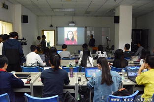 借力 互聯(lián)網(wǎng) 信息技術(shù)學(xué)院為珠海中小學(xué)教師舉辦大規(guī)模在線(xiàn)微課培訓(xùn)